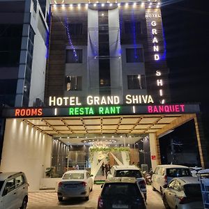 Oaktel Hotel Grand Shiva Near Ganga Ghat